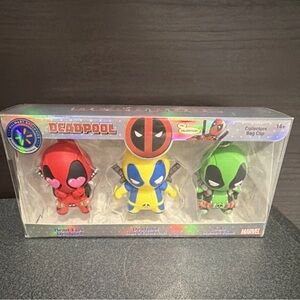 Walmart Exclusive Marvel Deadpool Collectors Bag Clip Set Heart Eyes, Solo, etc